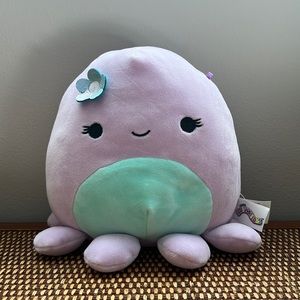Squishmallow- Violet is an Octopus!!